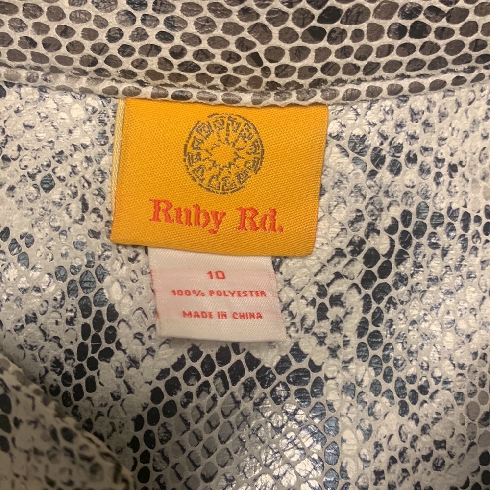 Ruby Rd. Snakeskin Faux Leather Size 10 - Picture 3 of 4